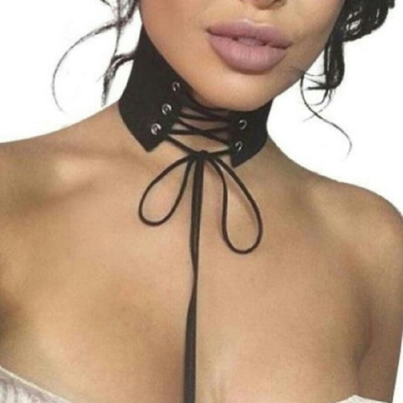 Jewelry - NWOT Sexy Kim Choker.